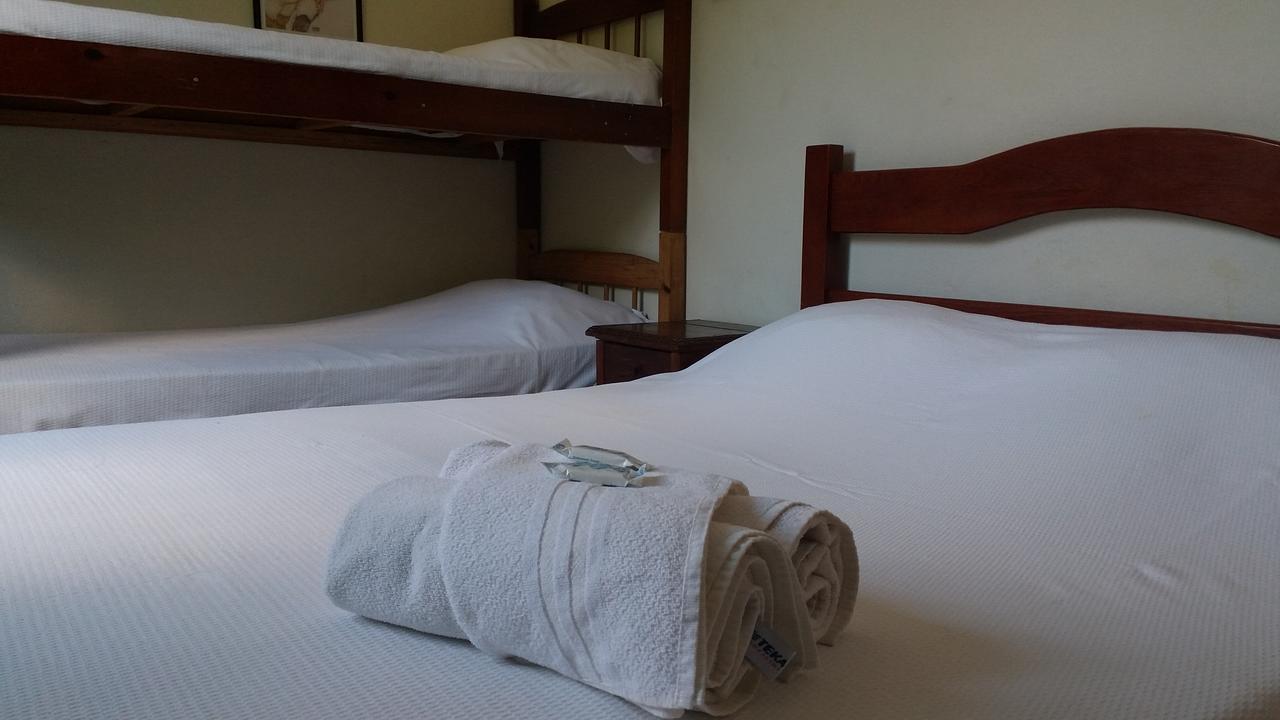 Hotel Madrid Mendes Ngoại thất bức ảnh
